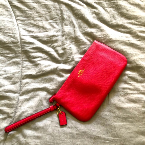 Coach wristlet - Picture 1 of 4